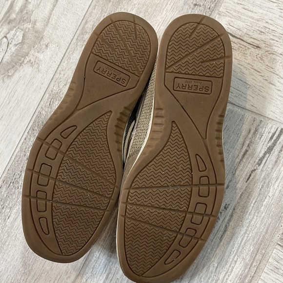 Sperrys - Picture 4 of 5